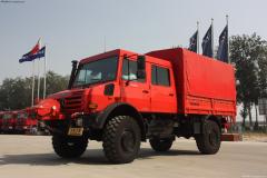 奔馳 Unimog系列 218馬力 4X4 越野卡車(chē)(型號(hào)U4000)