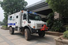 奔馳 Unimog系列 220馬力 4X4 越野救護(hù)車(chē)(型號(hào)U4000)